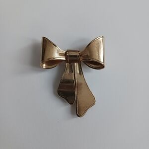 Vintage 1980 Avon Gold Bow Brooch